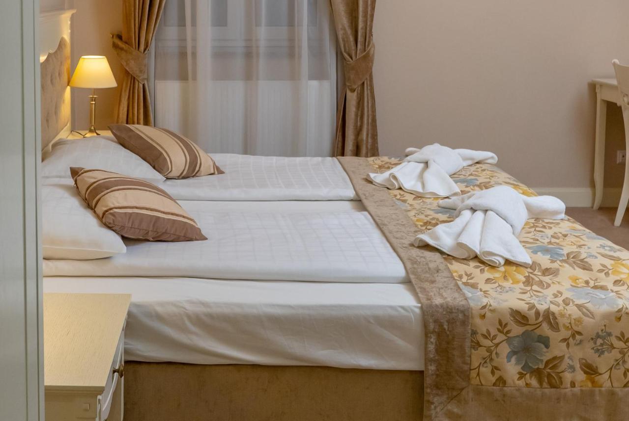 Resovia Residence Hotel*** Rzeszów Eksteriør billede
