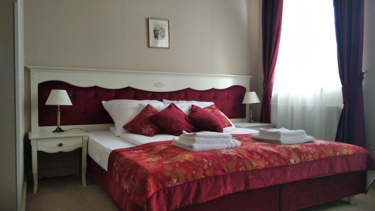 Resovia Residence Hotel*** Rzeszów Eksteriør billede